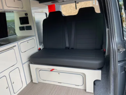 Photo 4 of 2019 19 Reg VW T6 Highline 102ps Indium Grey