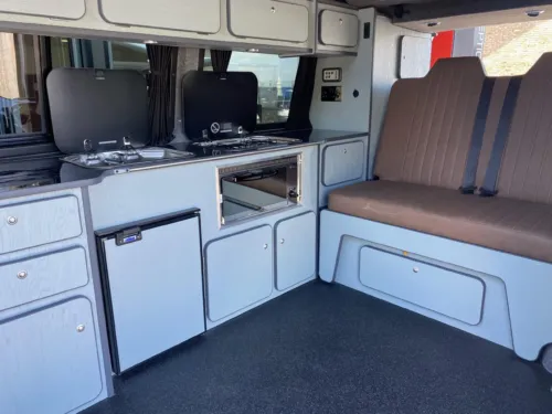 Photo 4 of 2021 21 REG T6.1 LWB 110PS WITH BUSINESS PACK BRAND NEW TWO TONE CAMPERVAN WITH HEATER AND SOLAR