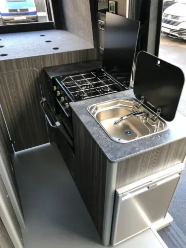 Photo 2 of 2020 70 Reg VW Crafter CR35 Trendline MWB 140PS 8sp Auto FWD, Brand New Conversion