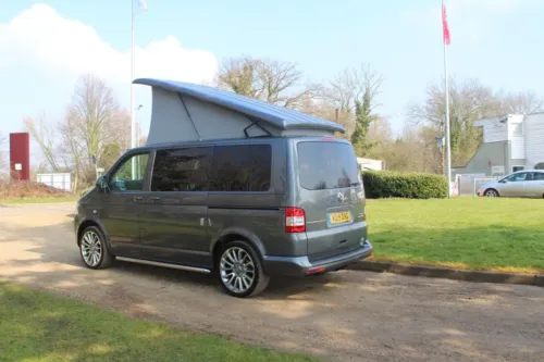 Photo 5 of 2015 15 Reg Volkswagen Transporter T5 Highline 102PS with Brand New Camper Van Motorhome Conversion