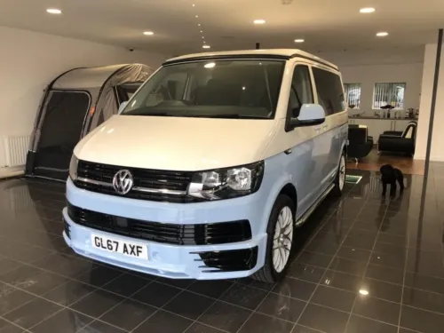 Photo 5 of 2017 67 Reg T6 Trendline in Two-Tone White/Blue with Brand New Campervan Conversion