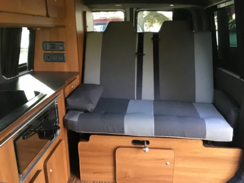 Photo 4 of 2014 14 Reg Volkswagen T5 102PS with Campervan Conversion