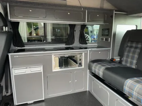 Photo 2 of 2021 21 Reg 110PS Highline, Indium Grey, Heater, Solar, Reimo, RIB bed