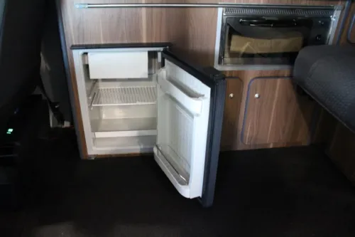 Photo 4 of 2014 64 Reg Volkswagen Transporter T5 Highline 102PS with Camper Van Motorhome Conversion