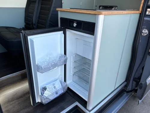 Photo 5 of 2024 24 REG VW CRAFTER CR35 MWB 140PS 8SP AUTO FWD – REAR CAMERA, LED LIGHTS – BRAND NEW CONVERSION