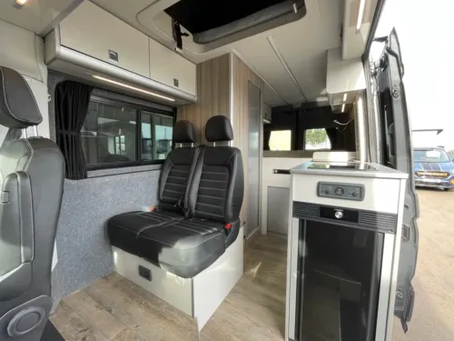 Photo 1 of 2024 74 REG VW CRAFTER CR35 MWB 140PS 8SP AUTO FWD – REAR CAMERA, LED LIGHTS – BRAND NEW ‘EVO KIT’ CONVERSION