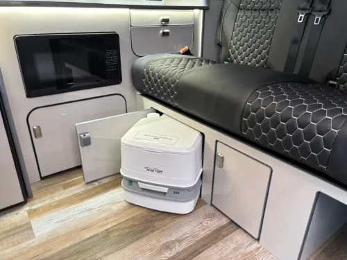 Photo 4 of 2025 25 REG VW T7 110PS 6SP MANUAL COMMERCE PRO SWB TAILGATE – HEATED STEERING WHEEL, LED EXCLUSIVE REAR LIGHTS – BRAND NEW “JOURNEY” CAMPERVAN CONVERSION – FIXED RIB BED
