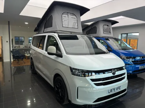 Photo 5 of 2025 75 REG VW T7 150PS 8SP AUTO COMMERCE SWB BARN DOORS – TWO TONE CLEAR WHITE/ASCOT GREY – BRAND NEW CAMPERVAN CONVERSION – FIXED RIB BED