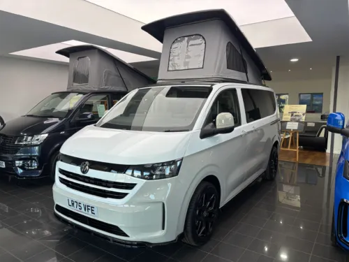 Photo 3 of 2025 75 REG VW T7 150PS 8SP AUTO COMMERCE SWB BARN DOORS – TWO TONE CLEAR WHITE/ASCOT GREY – BRAND NEW CAMPERVAN CONVERSION – FIXED RIB BED