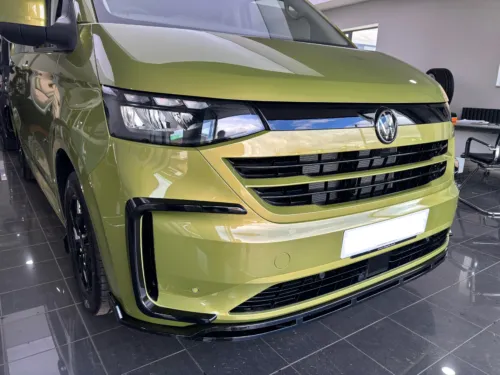 Photo 3 of 2026 26 REG VW T7 150PS 8SP AUTOMATIC COMMERCE PRO SWB TAILGATE – HEATED STEERING WHEEL, LED EXCLUSIVE REAR LIGHTS – BRAND NEW CAMPERVAN CONVERSION