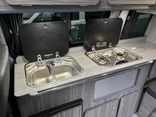 Photo 5 of 2020 20 REG VW T6.1 150DSG HIGHLINE SWB TAILGATE – CAMPERVAN CONVERSION – ROCK & ROLL BED