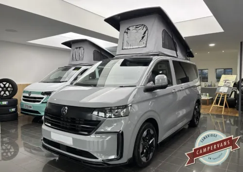 Photo of 2025 75 REG VW T7 150PS 8SP AUTOMATIC COMMERCE PRO SWB TAILGATE – HEATED STEERING WHEEL, LED EXCLUSIVE REAR LIGHTS, ‘STYLE’ FRONT SEATS – BRAND NEW ‘JOURNEY’ CAMPERVAN CONVERSION – FIXED RIB BED