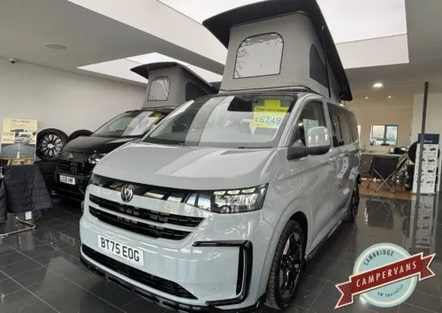 Photo of 2025 75 REG VW T7 150PS 8SP AUTOMATIC COMMERCE PRO SWB TAILGATE – HEATED STEERING WHEEL, LED EXCLUSIVE REAR LIGHTS, ‘STYLE’ FRONT SEATS – BRAND NEW “JOURNEY” CAMPERVAN CONVERSION – FIXED RIB BED