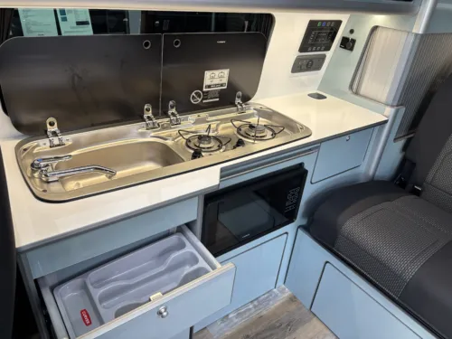 Photo 5 of 2024 74 REG VW T6.1 HIGHLINE 150DSG SWB TAILGATE – T30, LED LIGHTS, HEATED SEATS, REAR CAMERA – NEWLY INSTALLED CAMPERVAN CONVERSION – FIXED RIB BED