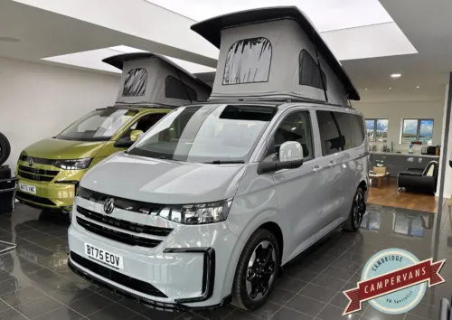 Photo of 2025 75 REG VW T7 150PS 8SP AUTOMATIC COMMERCE PRO SWB TAILGATE – HEATED STEERING WHEEL, LED EXCLUSIVE REAR LIGHTS, ‘STYLE’ FRONT SEATS – BRAND NEW CAMPERVAN CONVERSION – FIXED RIB BED