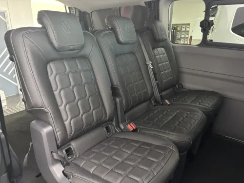 Photo 4 of 2026 26 REG VW T7 T32 KOMBI 170PS 8SP AUTOMATIC COMMERCE PRO SWB TAILGATE – HEATED STEERING WHEEL, LED EXCLUSIVE REAR LIGHTS, POWER FOLDING TRAILER HITCH, 230-V CONVERTER IN CAB