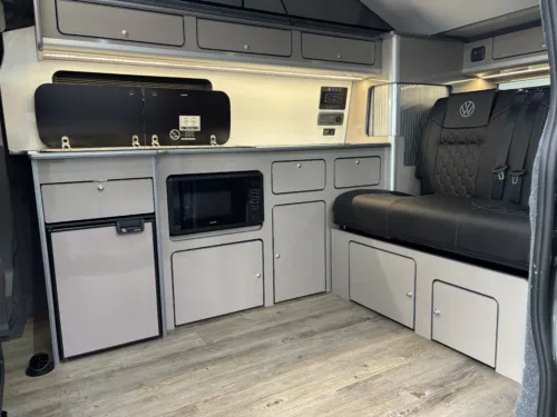 Photo 4 of 2026 26 REG VW T7 170PS 8SP AUTOMATIC COMMERCE PRO LWB TAILGATE – T32, LED EXCLUSIVE REAR LIGHTS, NAV SYSTEM, FACTORY TOW BAR – BRAND NEW CAMPERVAN CONVERSION – GRAPHITE DUST