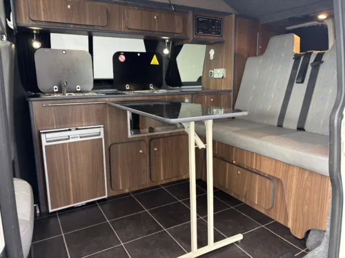 Photo 4 of 2009 09 VW T5 130PS DSG AUTOMATIC TDI T30, SWB, BARN DOORS – AIR CONDITIONING, CRUISE CONTROL – CAMPERVAN CONVERSION