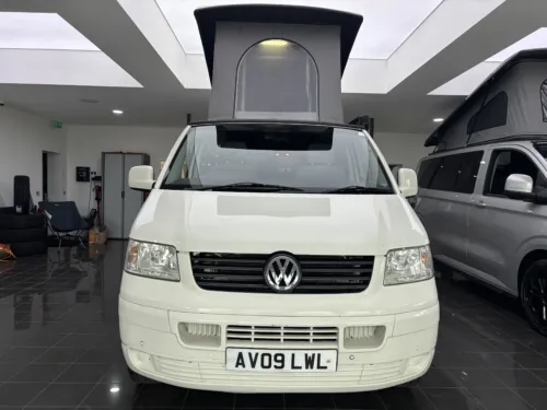 Photo 2 of 2009 09 VW T5 130PS DSG AUTOMATIC TDI T30, SWB, BARN DOORS – AIR CONDITIONING, CRUISE CONTROL – CAMPERVAN CONVERSION