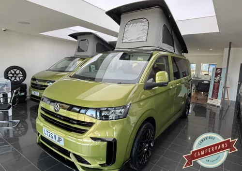 Photo of 2026 26 REG VW T7 110PS 6SP MANUAL COMMERCE PRO SWB TAILGATE – STANDARD CONVERSION – FIXED RIB BED – WARM GREEN