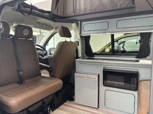 Photo 3 of 2022 22 REG VW T6.1 150DSG AUTOMATIC, BUSINESS PACK, SWB, TAILGATE – CAMPERVAN CONVERSION – STONE BLUE & CANDY WHITE