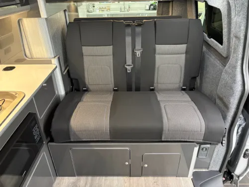 Photo 5 of 2026 26 REG VW T7 170PS 8SP AUTO COMMERCE PRO SWB TAILGATE – STANDARD CONVERSION* – FIXED RIB BED – STONE GREY