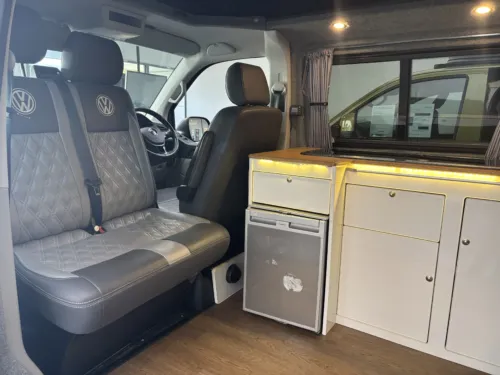 Photo 5 of 2016 16 REG VW T5.1 102PS 5 SP MANUAL, HIGHLINE, SWB, BARN DOORS – CAMPERVAN CONVERSION